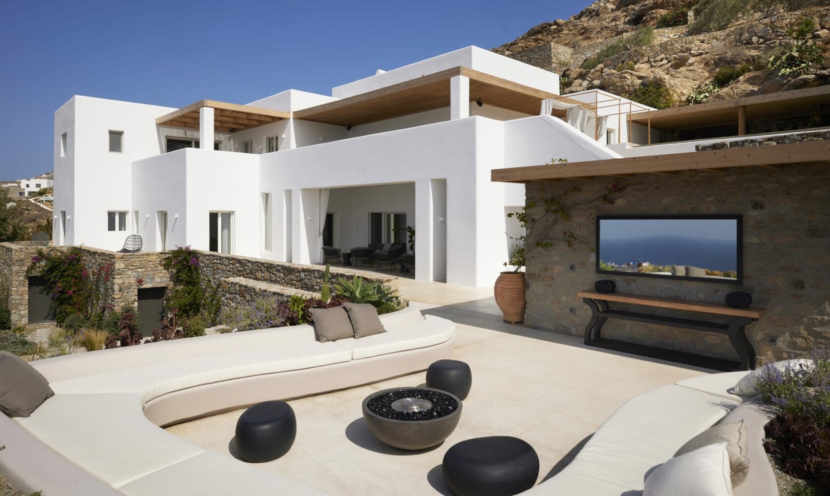 eghts villa mykonos