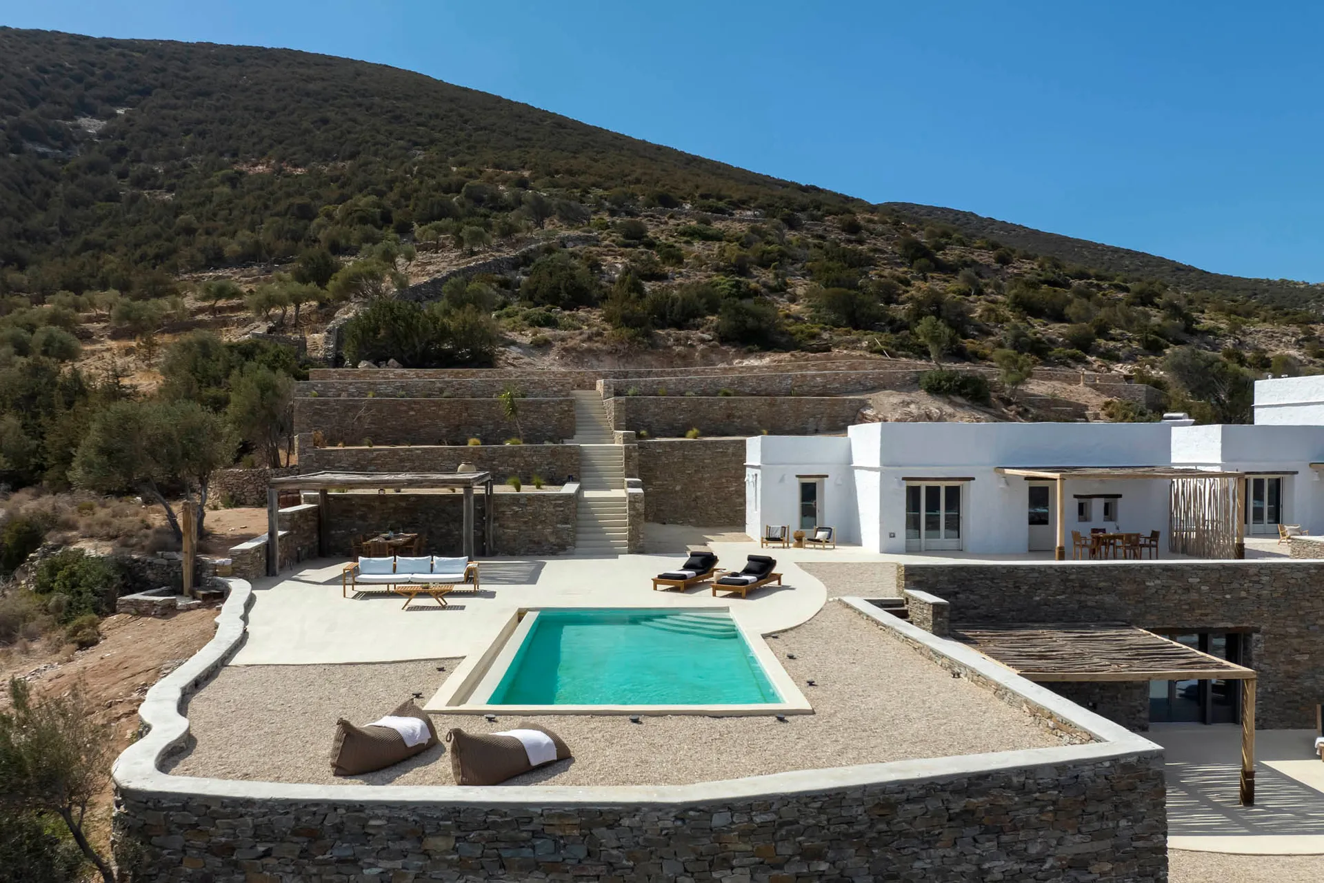 private pool villas sifnos